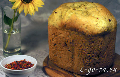 Необычайно вкусный и ароматный хлеб с паприкой и укропом в хлебопечке